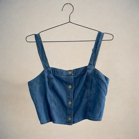 Levi’s Cropped Denim Top - Picture 2 of 4